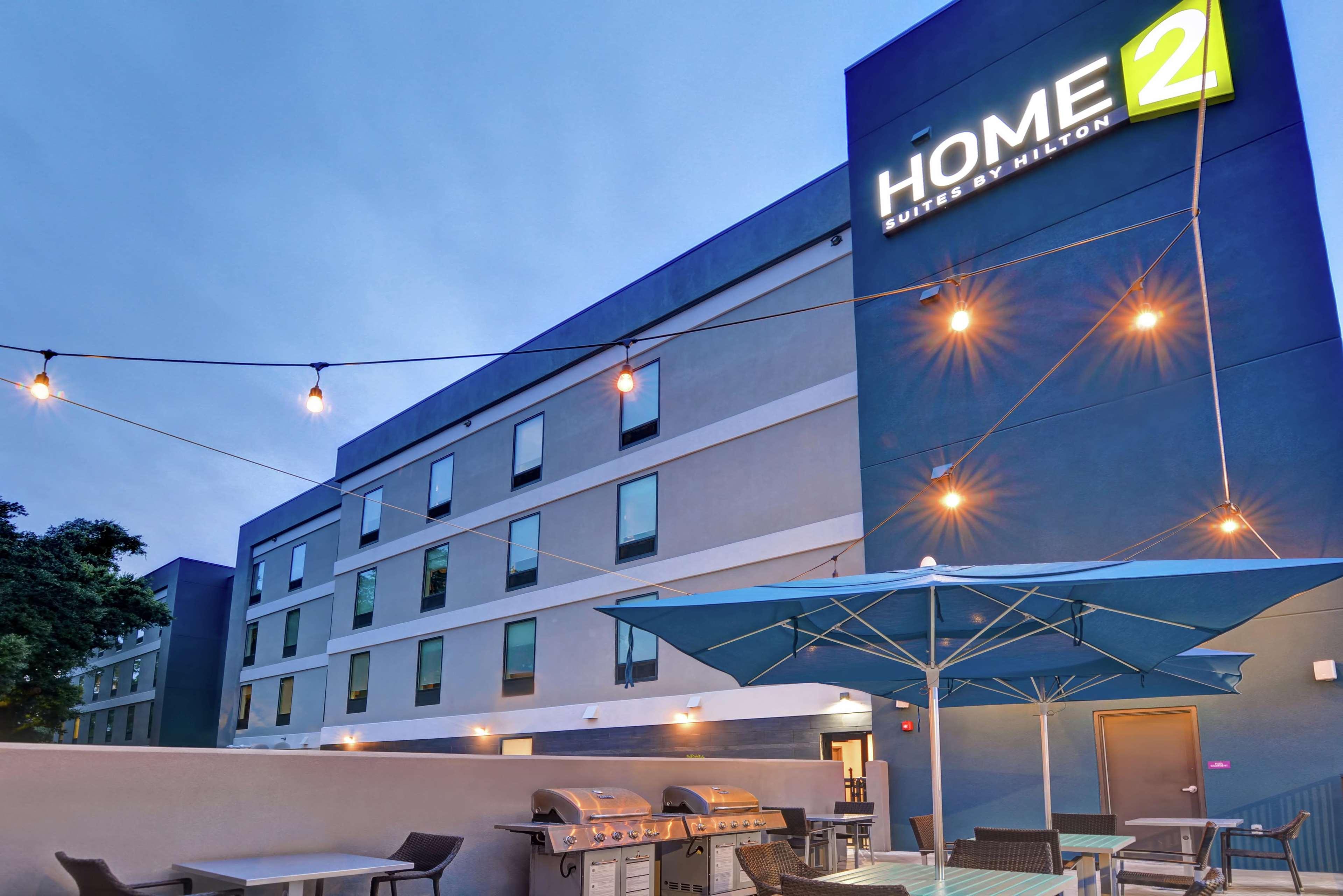 Home2 Suites Pensacola I-10 At North Davis Hwy Exterior photo